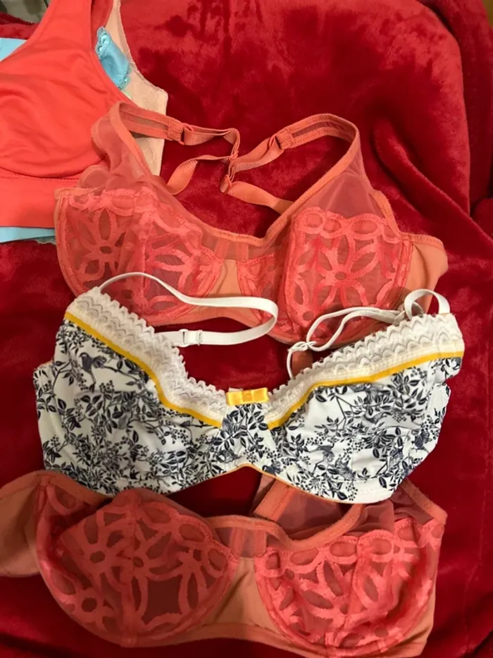 Lot soutien gorge - photo numéro 4