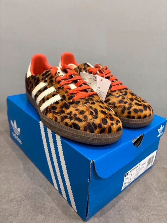 Adidas Samba Leopard taille 38.5 - photo numéro 2