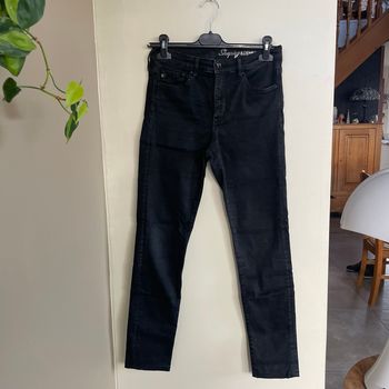 Jean shaping skinny H&M Taille 38 noir délavé regular waist V054