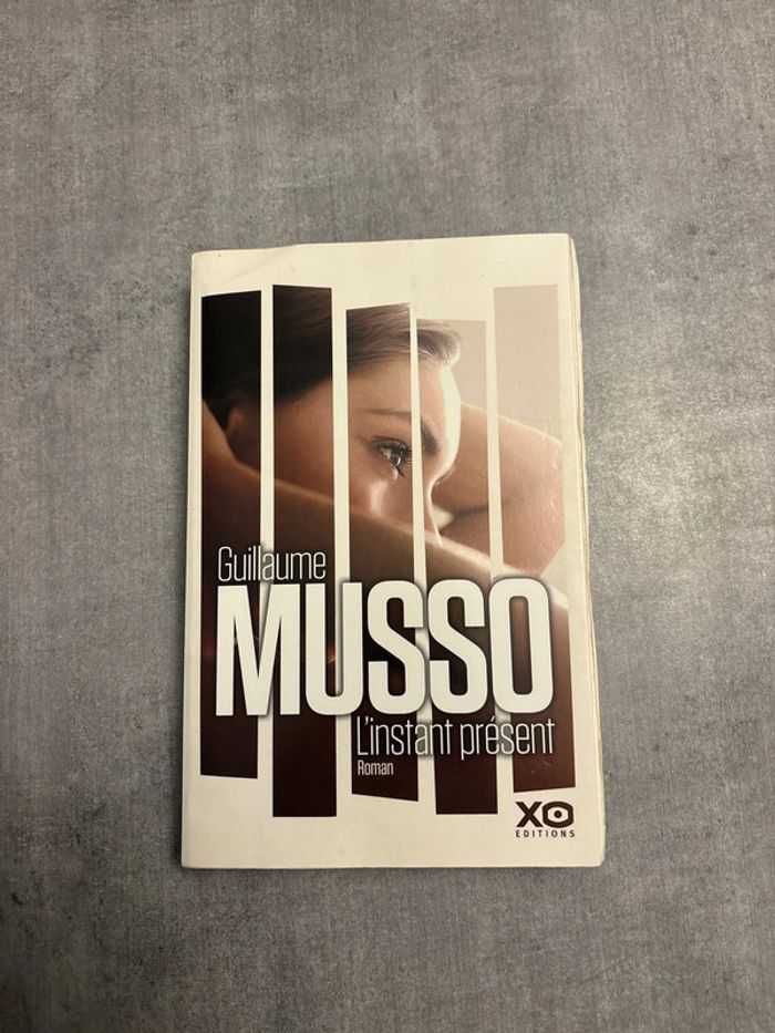 Livre l’instant présent Guillaume Musso