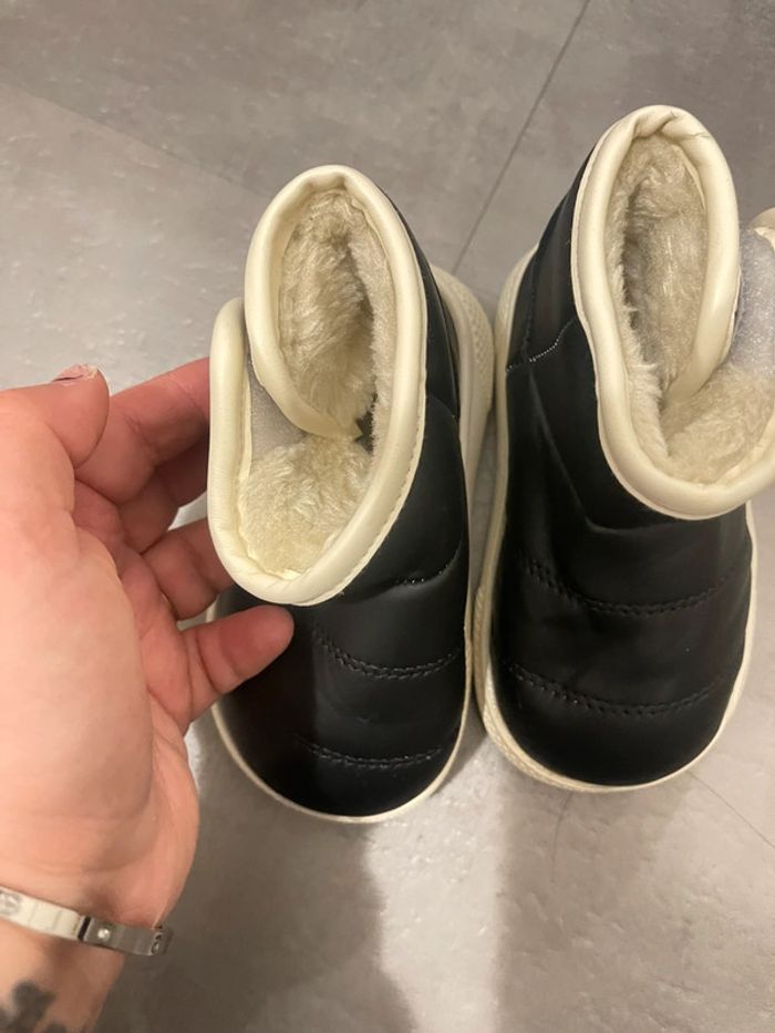 Moon boots garçon taille 23 - photo numéro 2