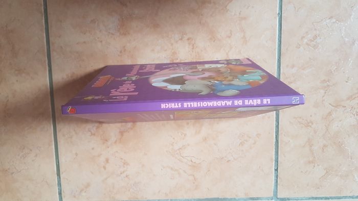 Livre "Le rêve de Mademoiselle Strich" de Babar - photo numéro 2