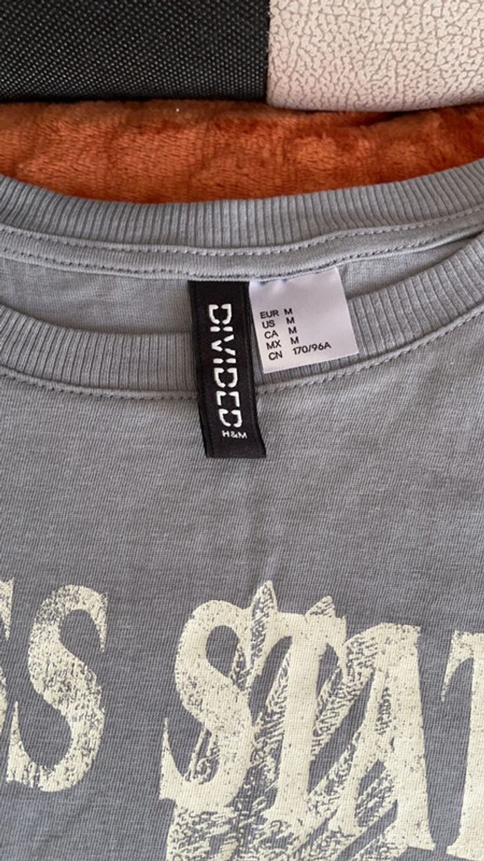 2 tee-shirts taille 36 - photo numéro 4