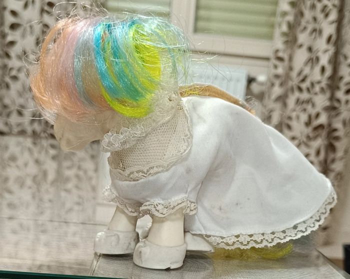 Petit poney marié avec tenue confetti - photo numéro 6