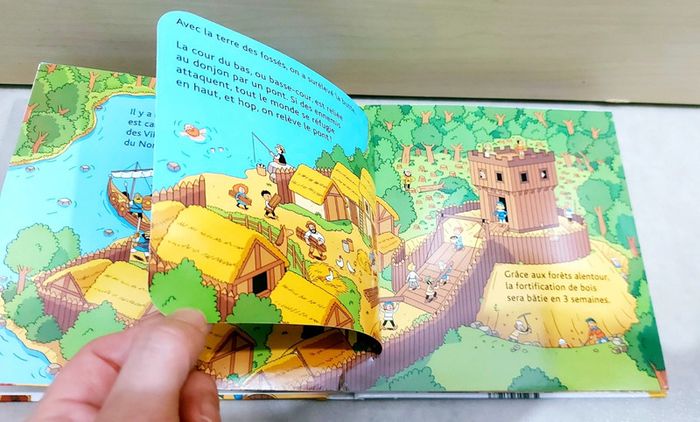 📚 Livre : 3 / 6 ans mes docs animés : les châteaux forts - photo numéro 2