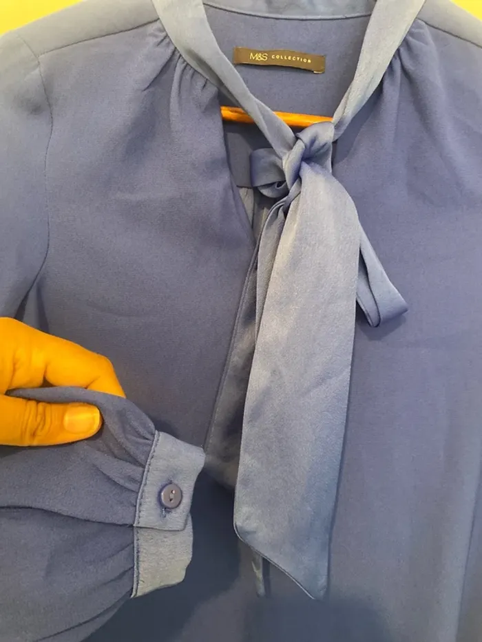 Robe bleue roi - photo numéro 3