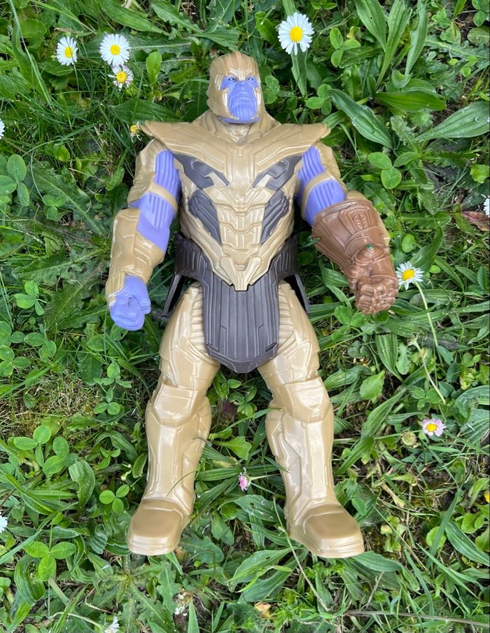 Thanos Marvel - photo numéro 1