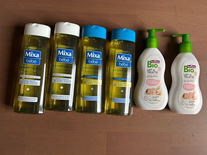 Lot produits hygiène bébé