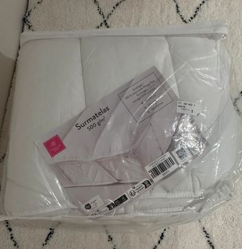 Sur matelas Françoise saget 90x190 cm