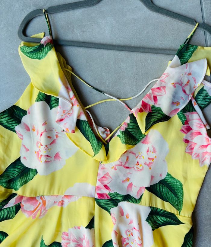 Magnifique robe fleurie jaune New Look neuve - photo numéro 4