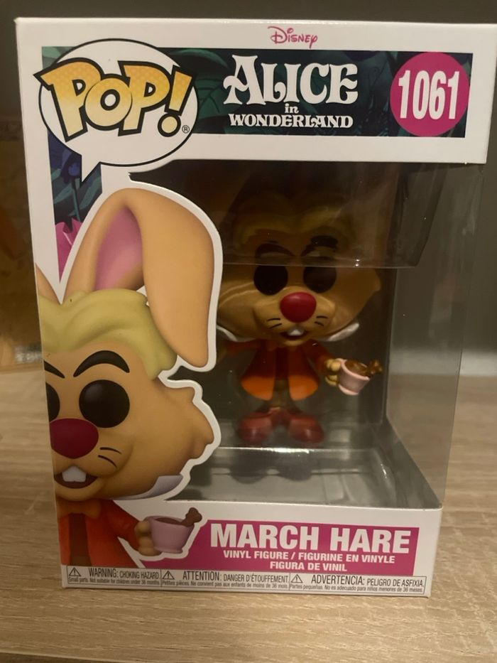 Pop Alice aux pays des merveilles