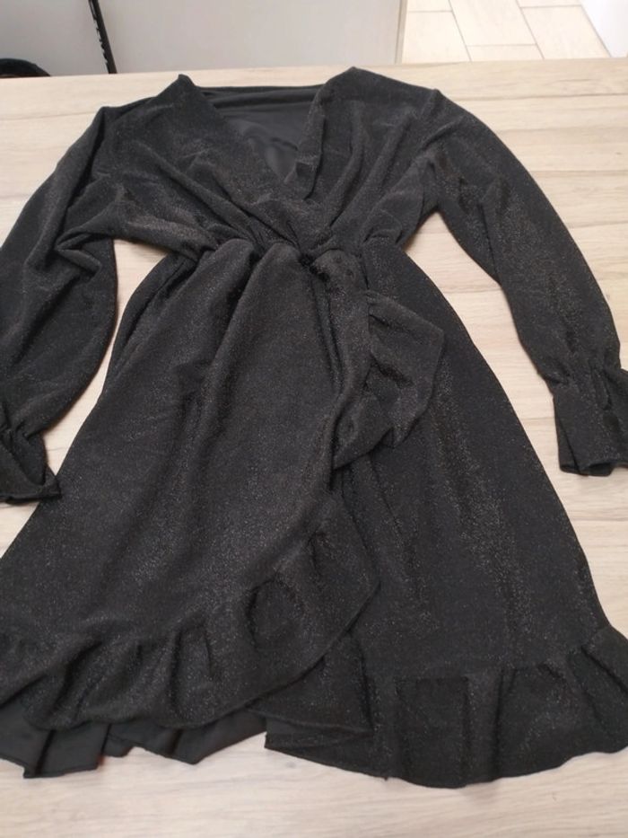 Robe brillante - photo numéro 2