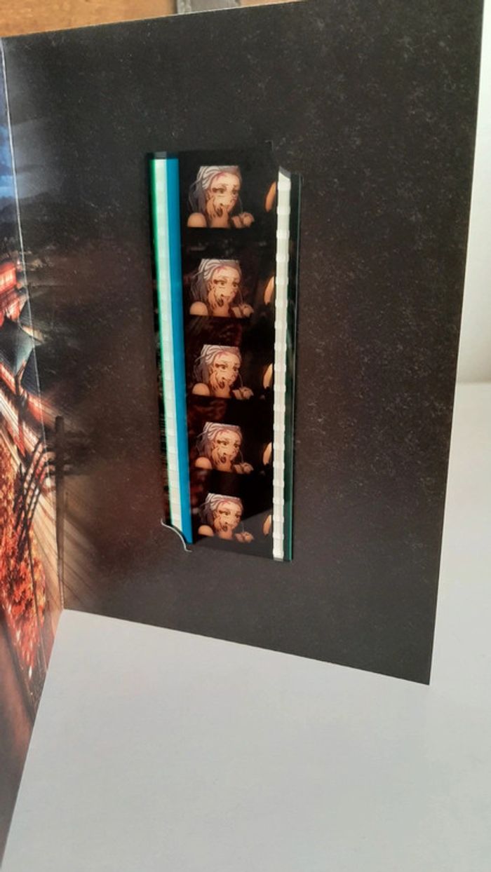 Pellicule manga Demon Slayer Daki