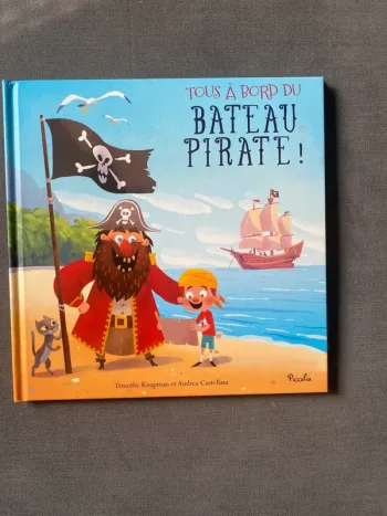 Tous à bord du bateau pirate piccolia Timothy Knapman