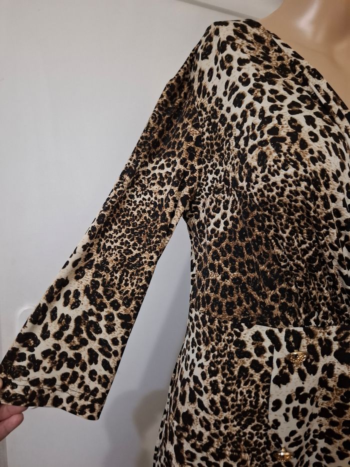 Robe léopard joseph ribkoff taille 36 en très bon état - photo numéro 4