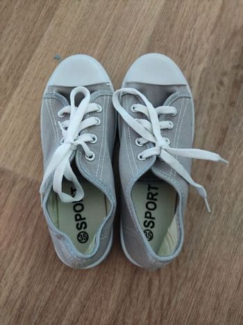 Paire de chaussures