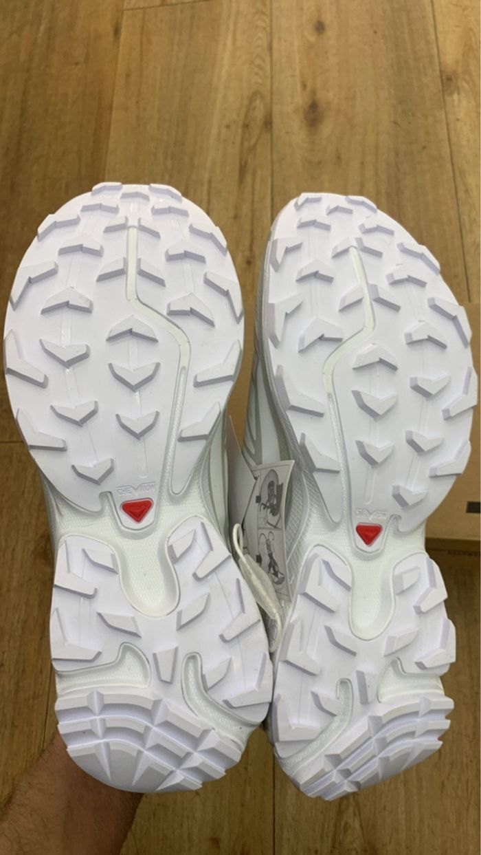 Salomon XT-6 blanche (37 à 45) - photo numéro 3