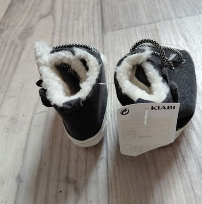 Chaussures fourres Kiabi, 9 12 mois, neuves - photo numéro 2