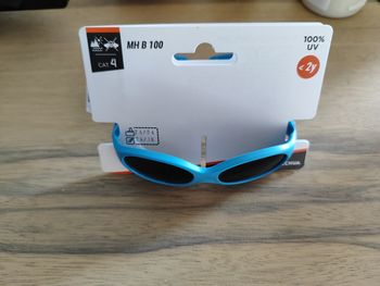 Lunettes de soleil bébé