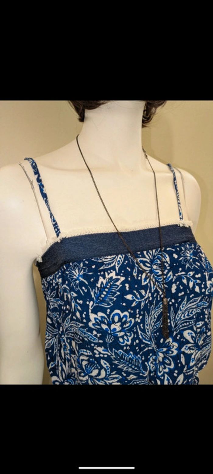 Belle robe bleu blanche motif légère - photo numéro 3