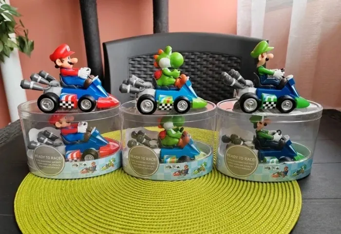 Lot 3 Figurines Super Mario - Mario Kart à propulsion - Nintendo, Wii - Mario, Luigi, Yoshi - photo numéro 2