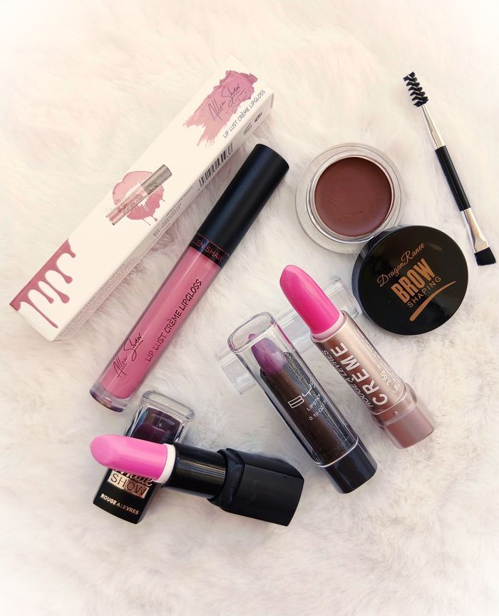 Lot maquillage - Gloss, rouges à lèvres, crème sourcils - photo numéro 3
