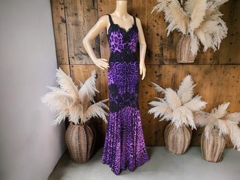 DOLCE & GABBANA - PIECE RARE, ROBE COLLECTOR, MODELE ICONIQUE, SOIE & GUIPURE 38