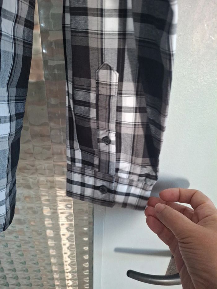 Chemise a carreaux - photo numéro 3