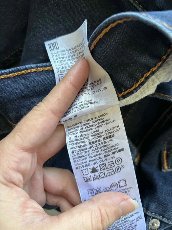 Jean Levi’s homme 512 Slim Taper L/44 W34 L29 – Coupe ajustée droite bleu marine état impeccable - photo numéro 8