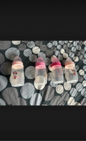 Lot de 4 biberons fille