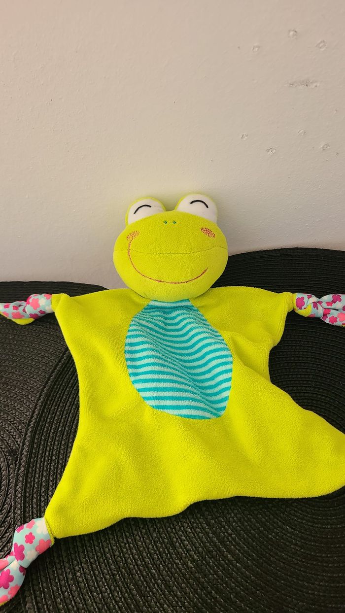 P'tit bisou doudou grenouille vert violet fleur