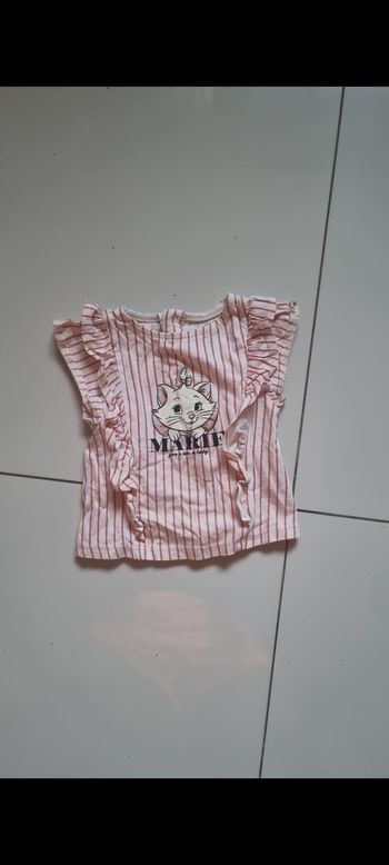 T shirt kiabi taille 6 mois