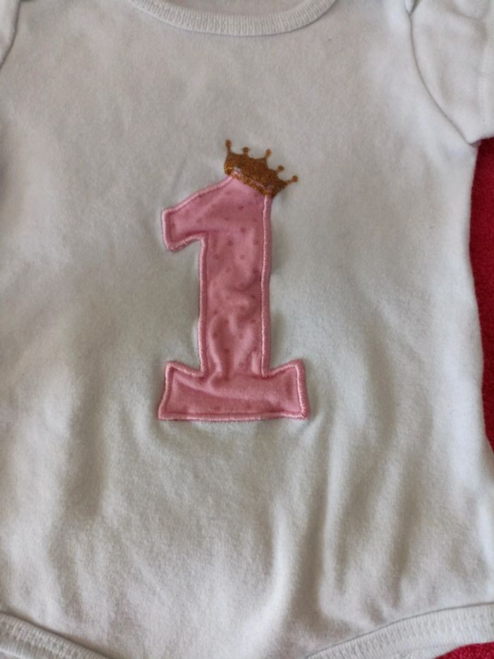 Body 1 an - photo numéro 2