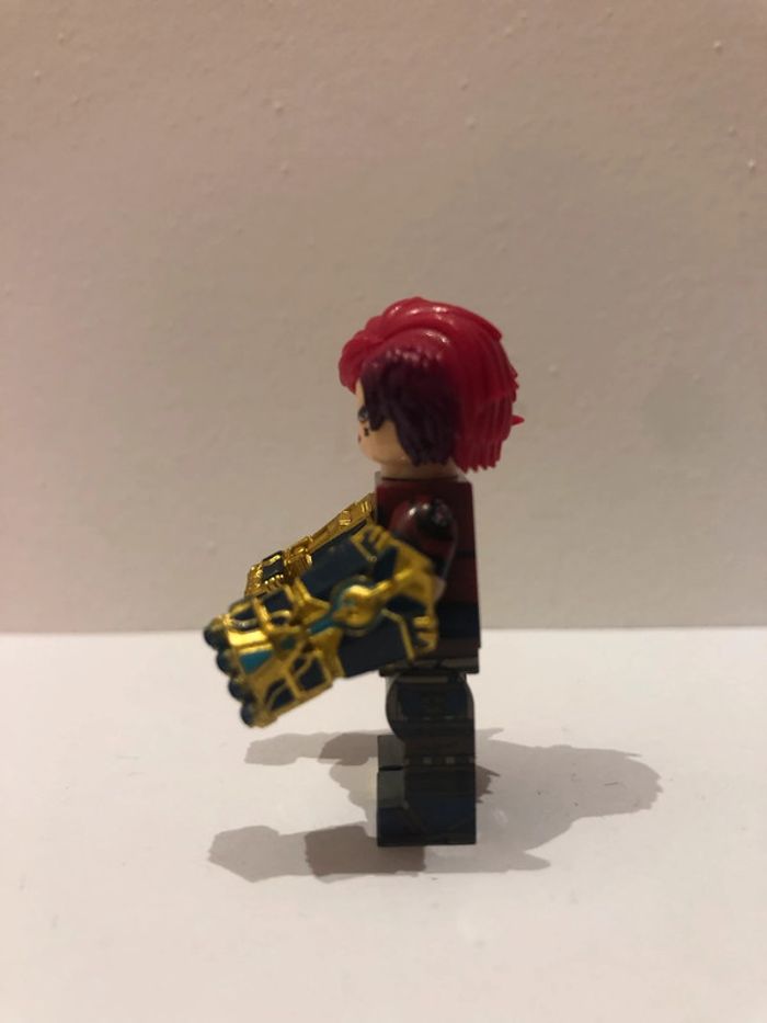 Figurine type lego Vi. League of légends - photo numéro 2