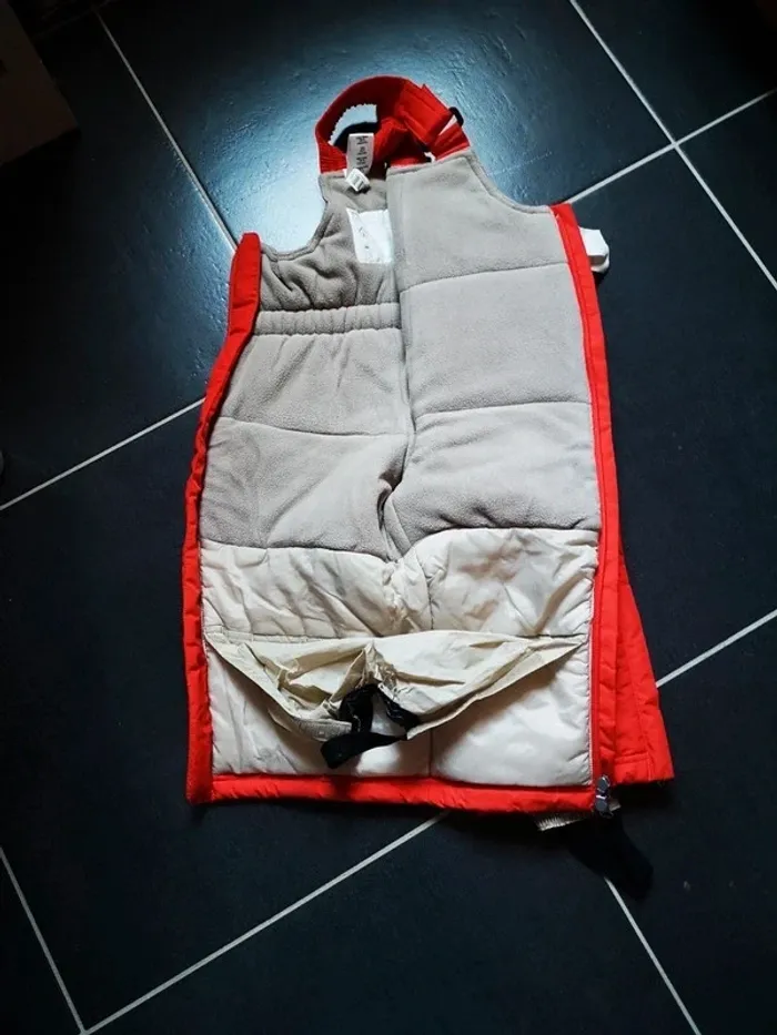 Salopette ski 2 ans - photo numéro 2