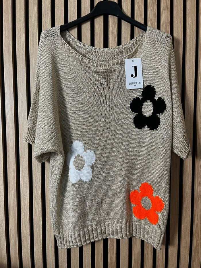 Pull doré lurex à fleurs