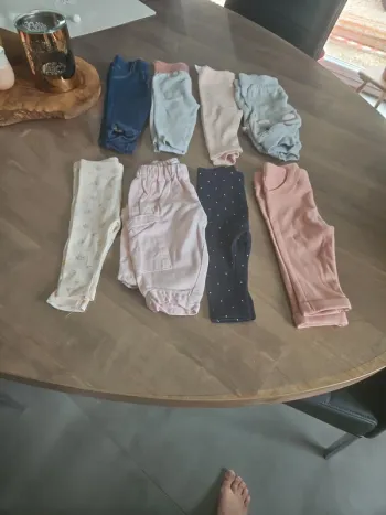 Lot de 8 pantalons