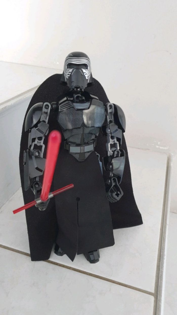 Lego 75117 star wars Kylo Ren - photo numéro 2