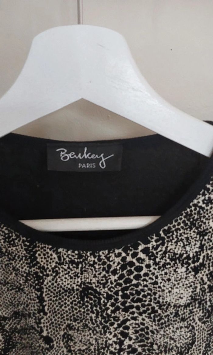 Haut court top croc crop reptile noir beige T 36 - photo numéro 7