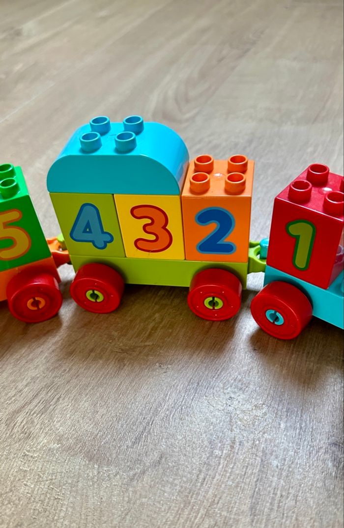 🍃 LEGO DUPLO Le train des chiffres complet - photo numéro 4