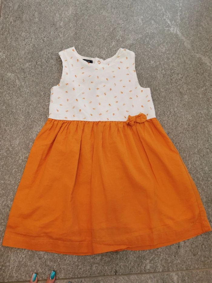 Robe chic bébé fille 2 ans neuve