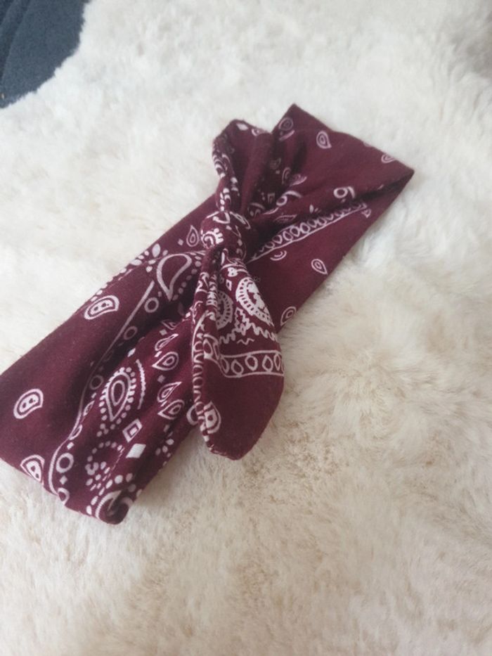 Bandeau bandana cheveux bordeaux - photo numéro 2