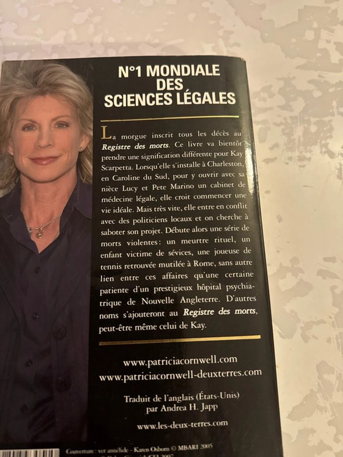 Livre registre des morts - Patricia cornwell - photo numéro 8