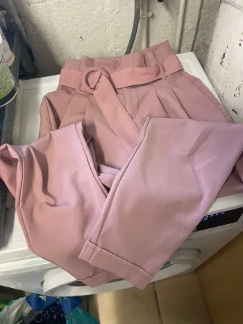 Pantalon Bershka taille 34