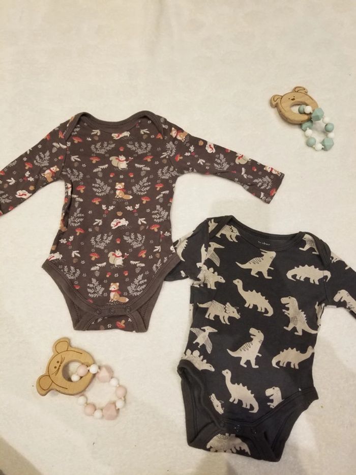 Lot de 2 bodies dinosaures et forêt