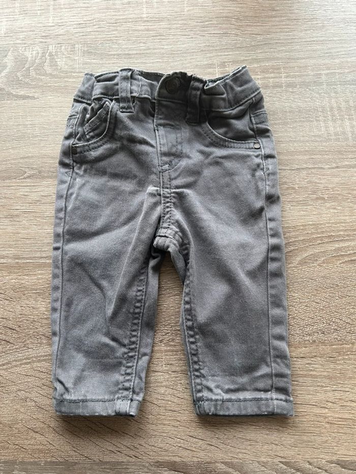 Jean gris 9 mois