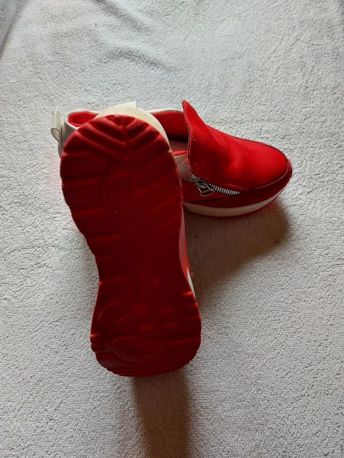 Chaussures taille 35 - photo numéro 4