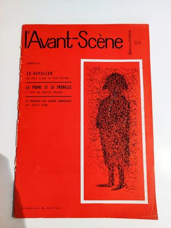 Livre  l'avant-scène 225 femina théâtre Napoléon / vintage