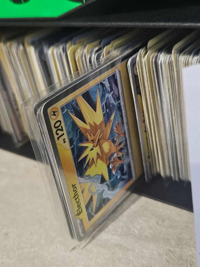 Lot de 543 cartes plus boîte de rangement - photo numéro 3