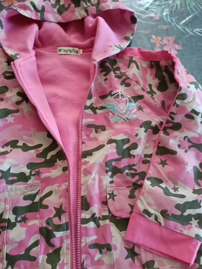 Veste camouflage rose 10 12 ans katong che - photo numéro 2